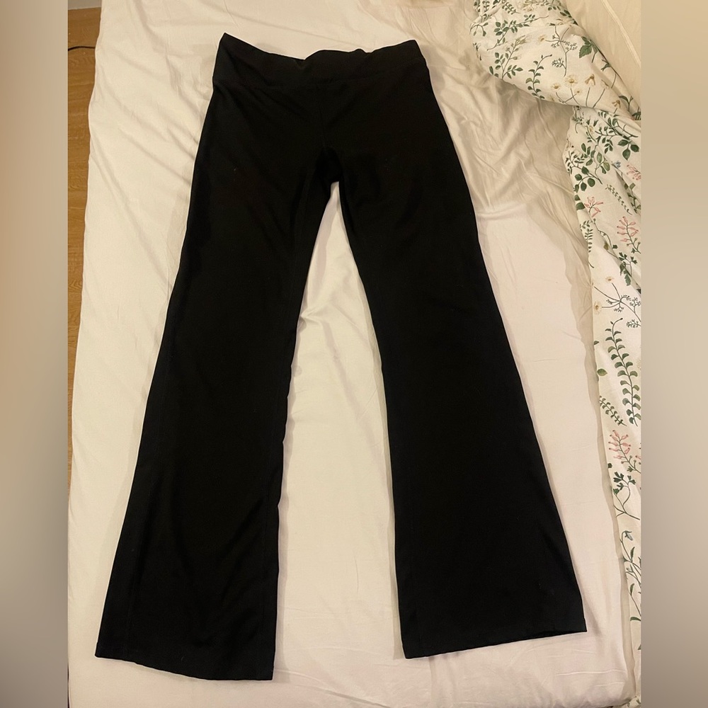 Black flare yoga pants